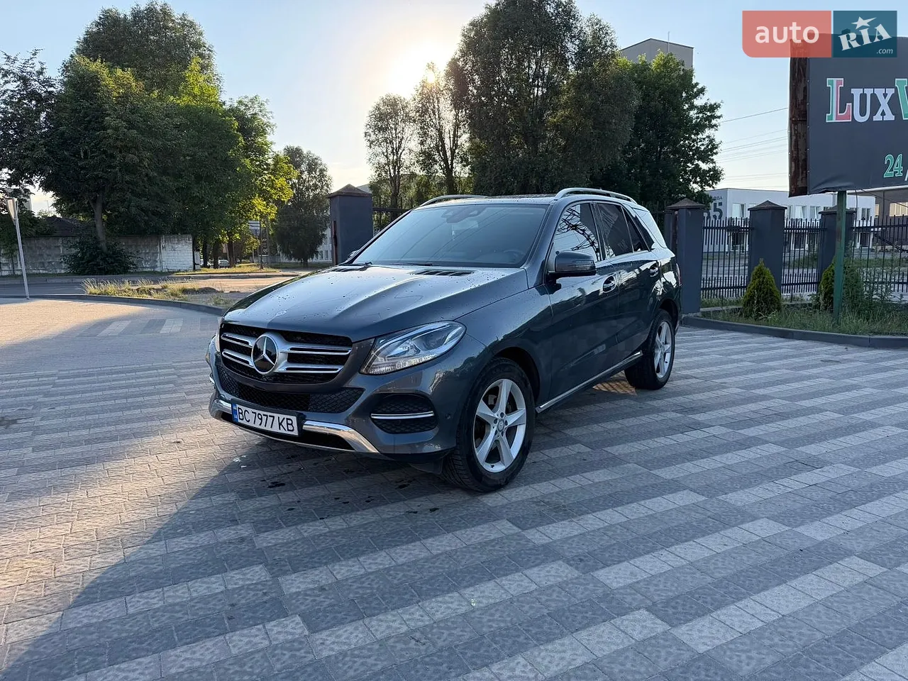 2017 Mercedes-Benz GLE - мініатюра 18