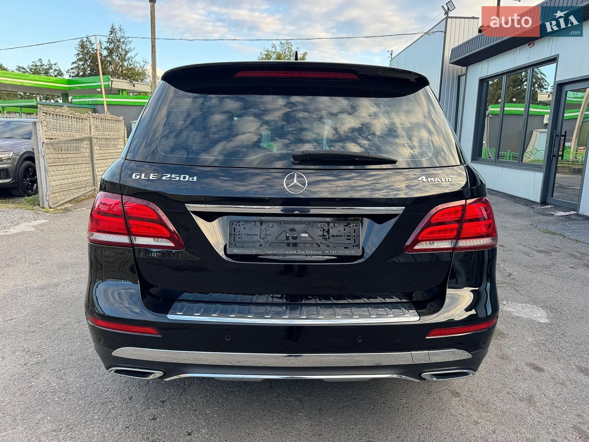 2018 Mercedes-Benz GLE - мініатюра 18