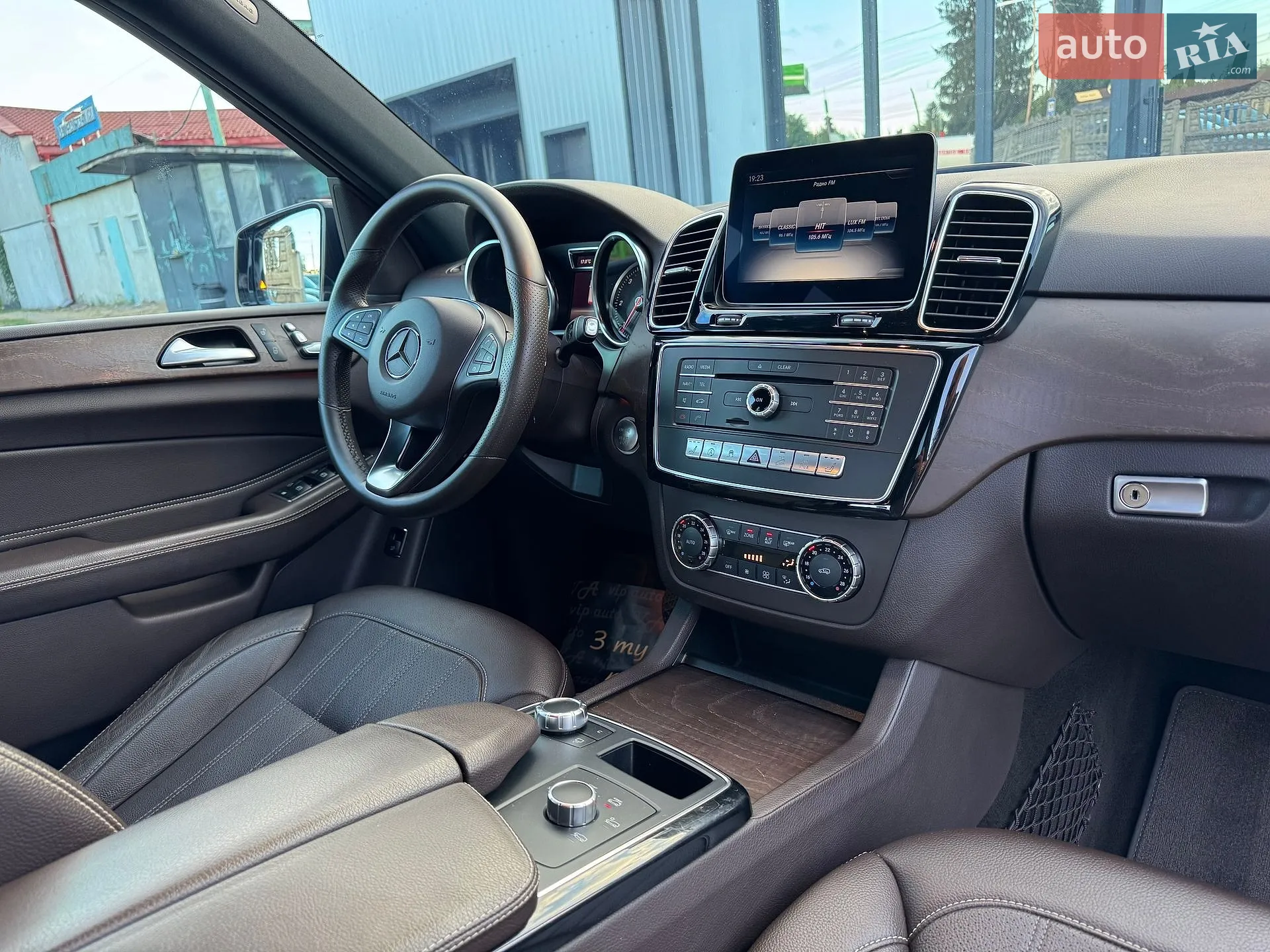 2018 Mercedes-Benz GLE - мініатюра 77
