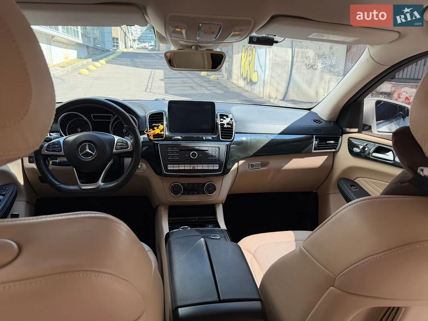 2017 Mercedes-Benz GLE - мініатюра 51