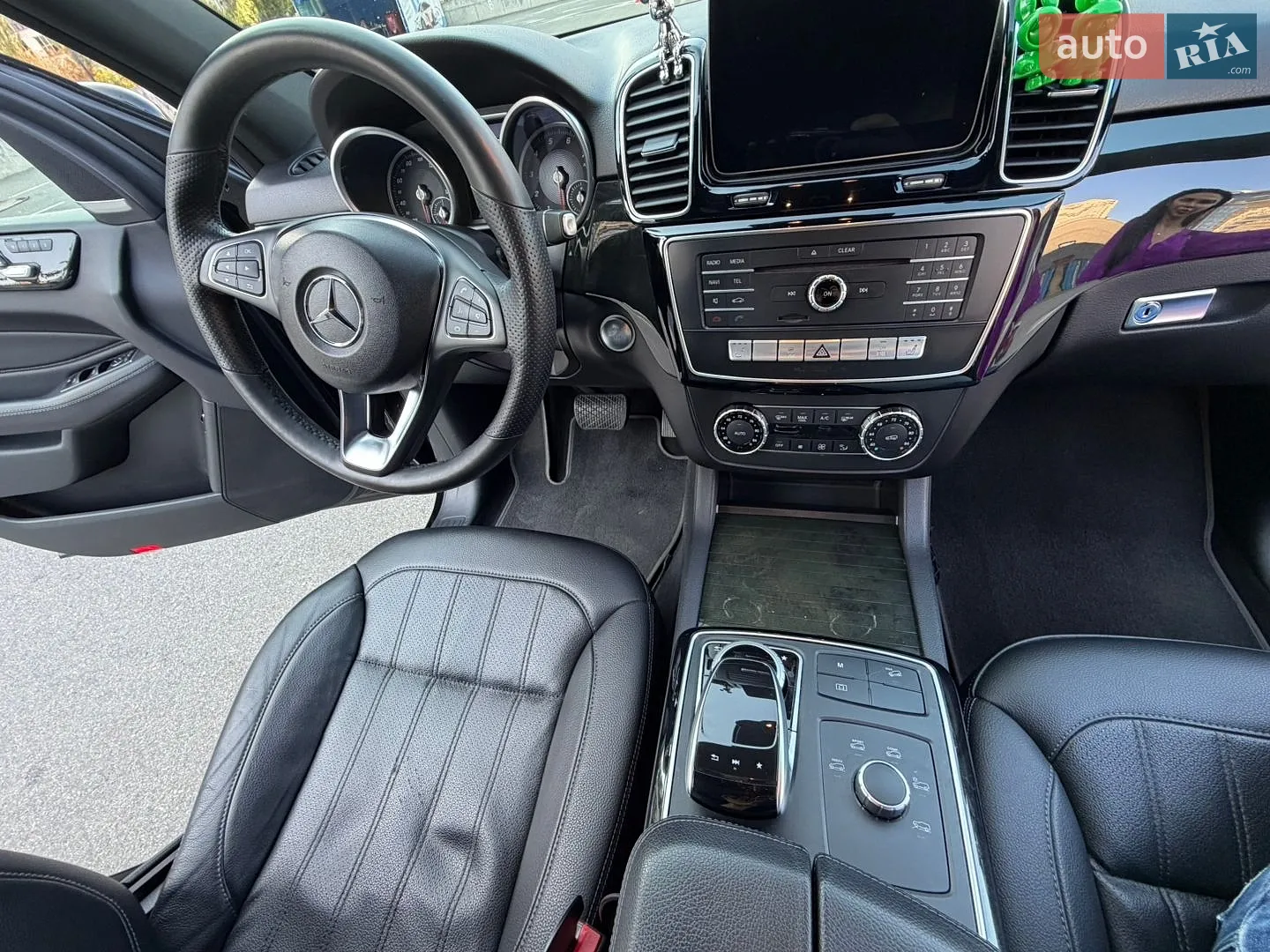 2017 Mercedes-Benz GLE - мініатюра 35