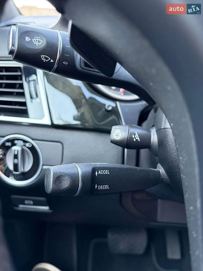 2017 Mercedes-Benz GLE - мініатюра 51