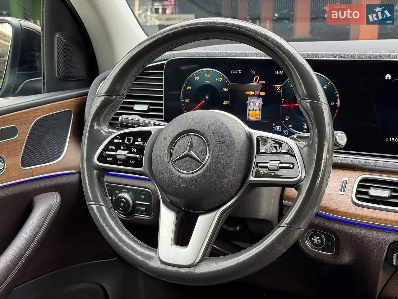 2019 Mercedes-Benz GLE - мініатюра 31