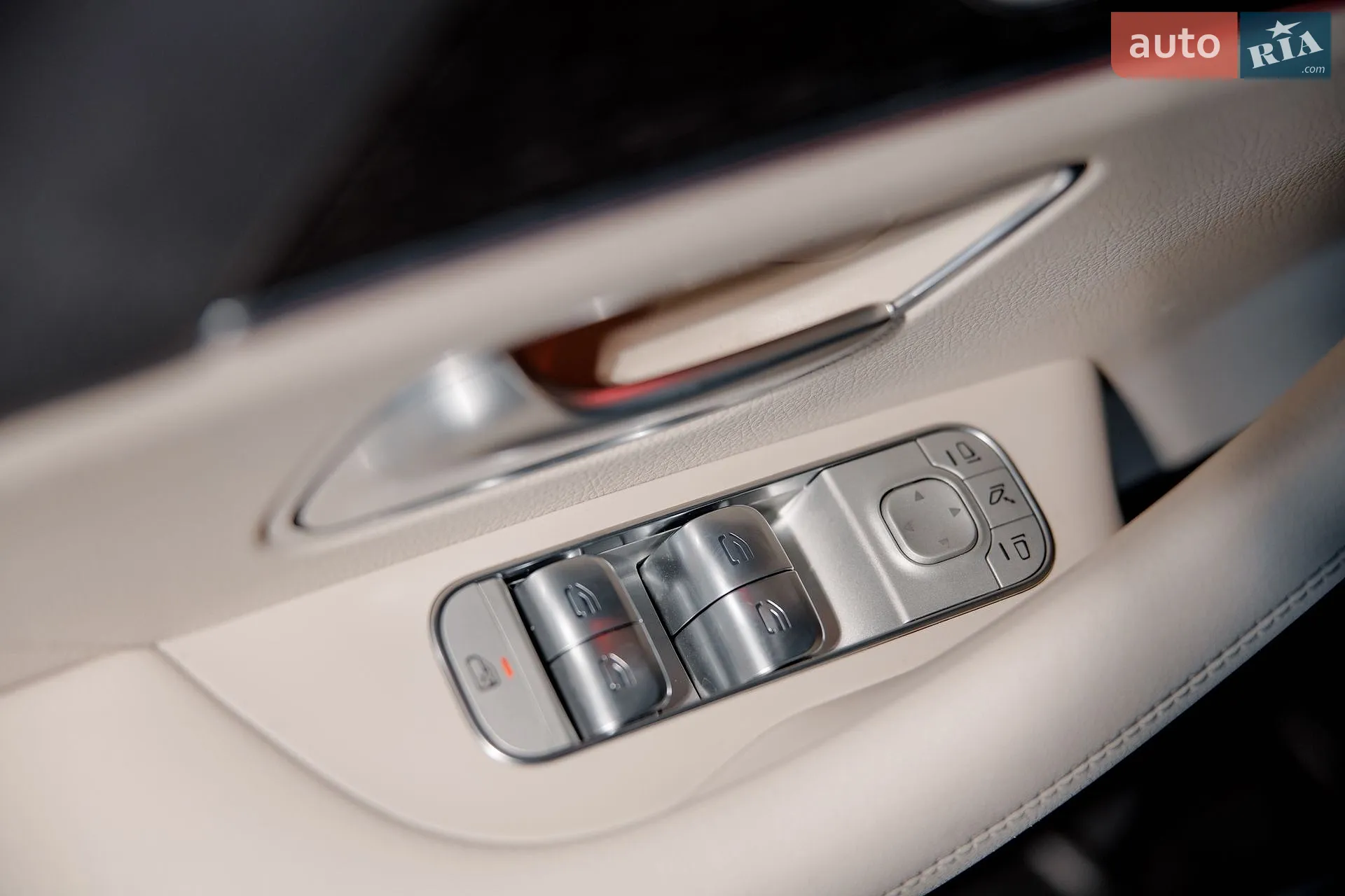 2020 Mercedes-Benz GLE - мініатюра 26