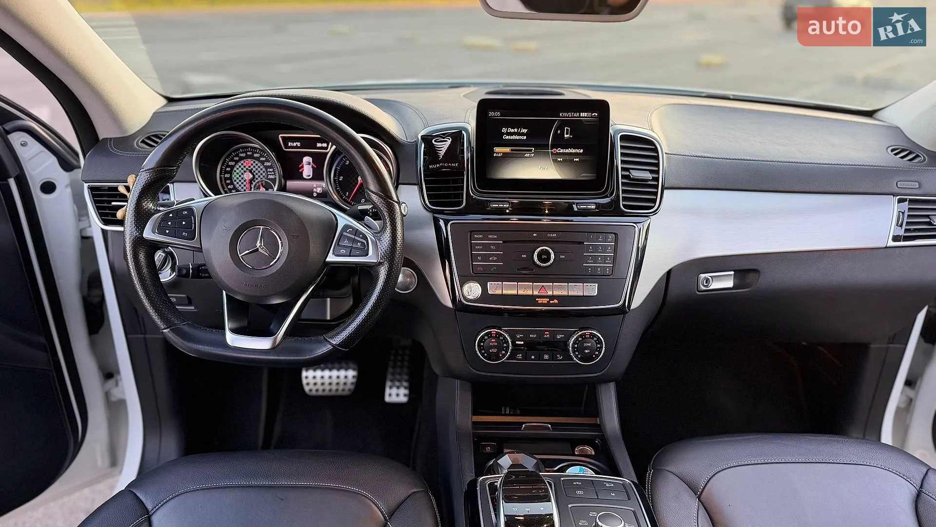 2017 Mercedes-Benz GLE - мініатюра 32