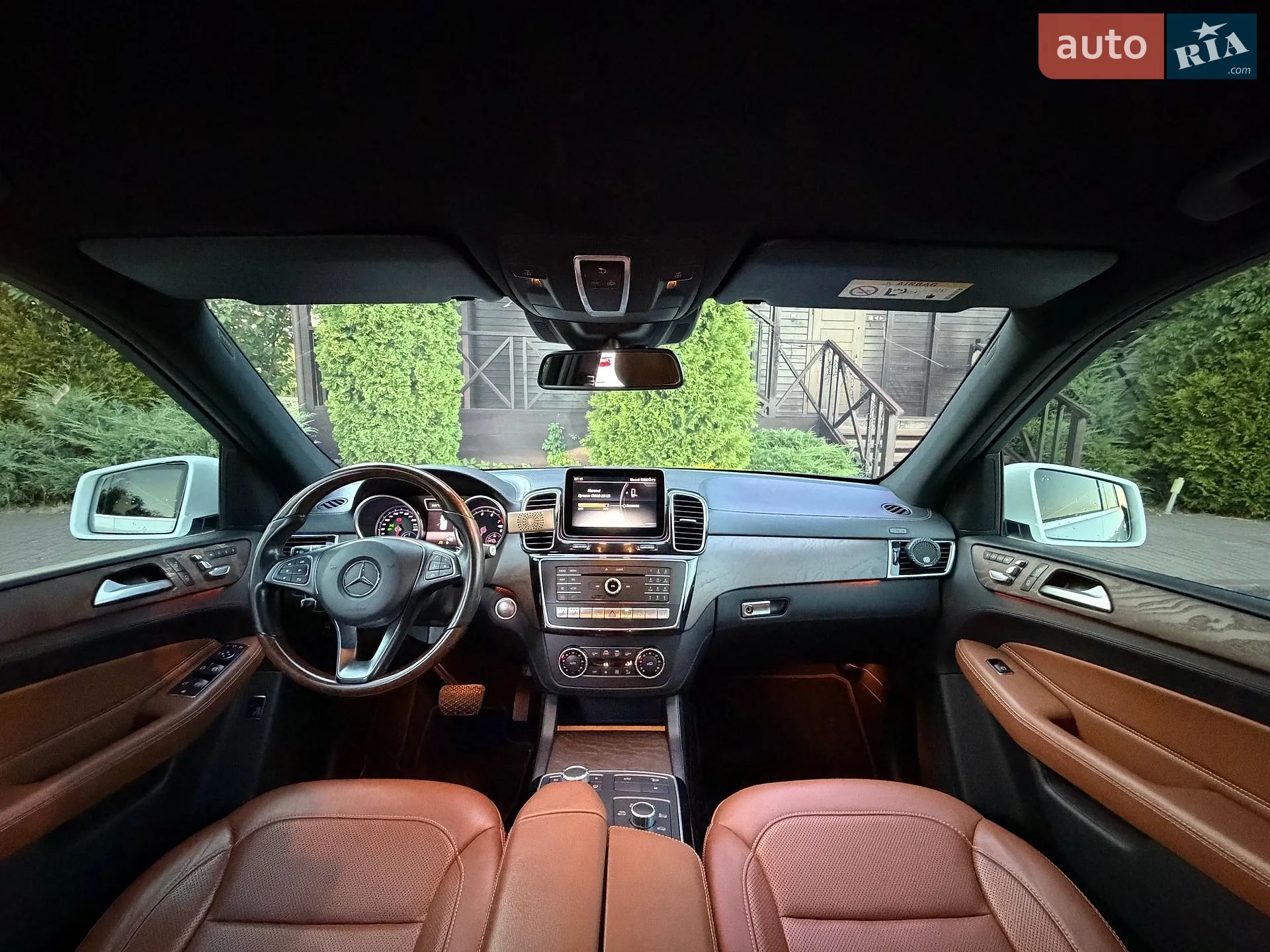 2016 Mercedes-Benz GLE - мініатюра 28