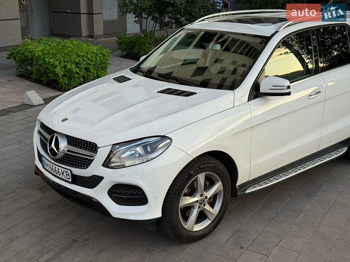 2018 Mercedes-Benz GLE - мініатюра 2