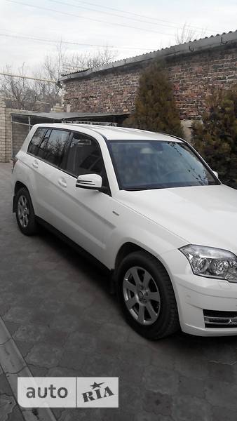 Внедорожник / Кроссовер Mercedes-Benz GLK-Class 2012 в Киеве