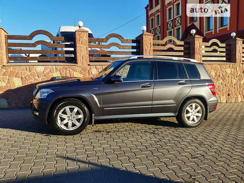 Mercedes-Benz GLK-Class 2012 Mercedes-Benz GLK-Class 2012