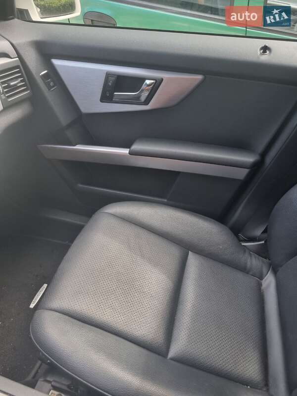 Внедорожник / Кроссовер Mercedes-Benz GLK-Class 2010 в Луцке