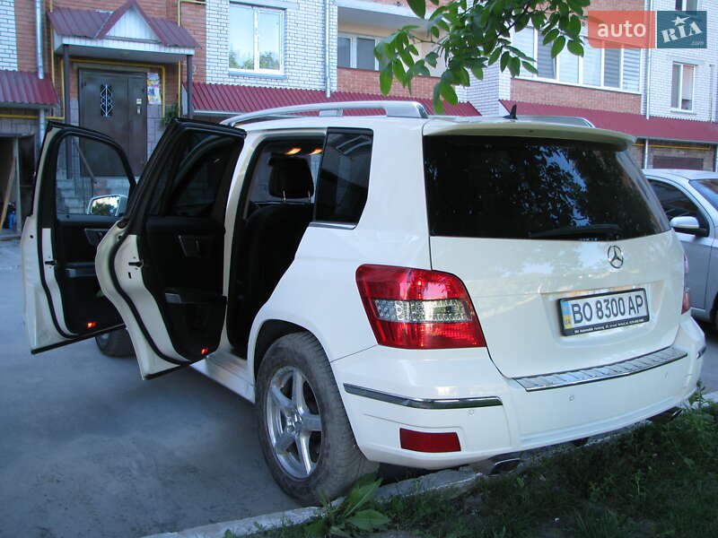 Внедорожник / Кроссовер Mercedes-Benz GLK-Class 2011 в Чорткове