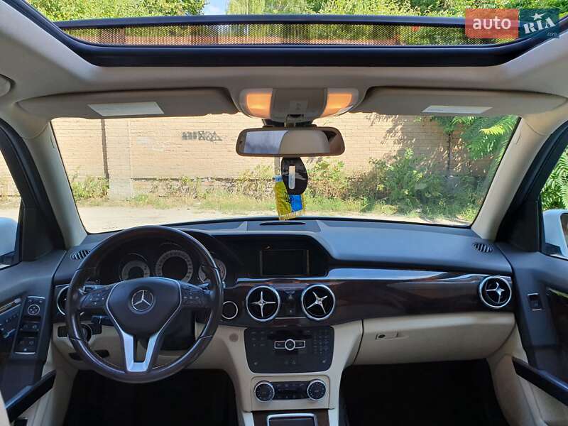 Внедорожник / Кроссовер Mercedes-Benz GLK-Class 2014 в Виннице фото 6 Внедорожник / Кроссовер Mercedes-Benz GLK-Class 2014 в Виннице