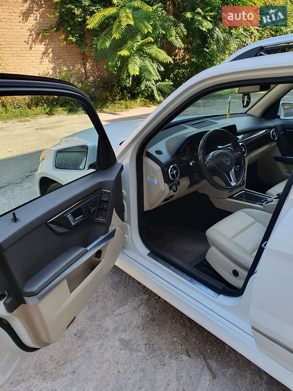 Внедорожник / Кроссовер Mercedes-Benz GLK-Class 2014 в Виннице фото 15 Внедорожник / Кроссовер Mercedes-Benz GLK-Class 2014 в Виннице