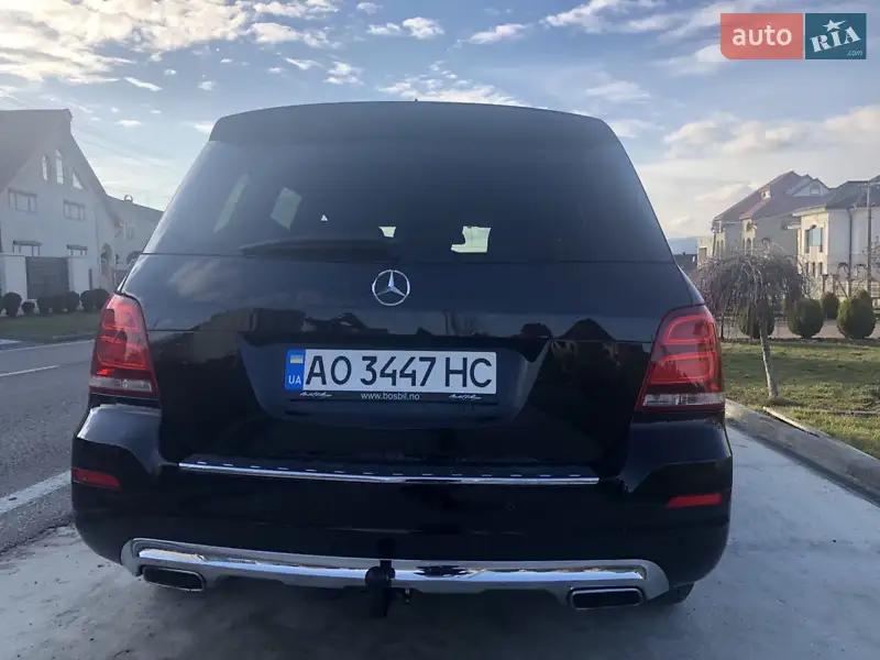 Позашляховик / Кросовер Mercedes-Benz GLK-Class 2014 в 