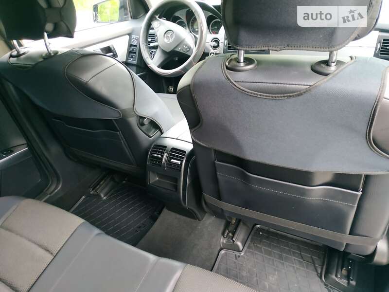 Позашляховик / Кросовер Mercedes-Benz GLK-Class 2012 в Звягелі