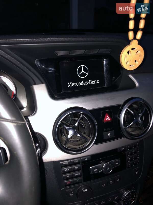 Внедорожник / Кроссовер Mercedes-Benz GLK-Class 2014 в Тячеве