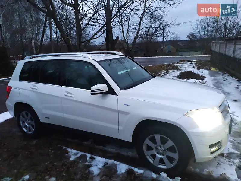 Mercedes-Benz GLK-Class 2011