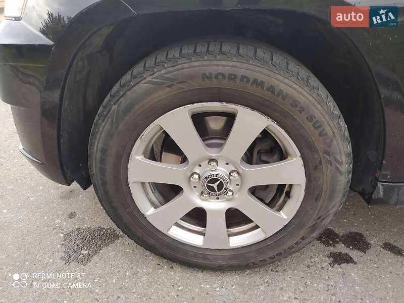 Внедорожник / Кроссовер Mercedes-Benz GLK-Class 2010 в Виноградове