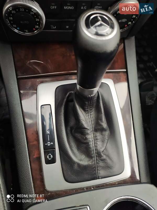 Внедорожник / Кроссовер Mercedes-Benz GLK-Class 2010 в Виноградове