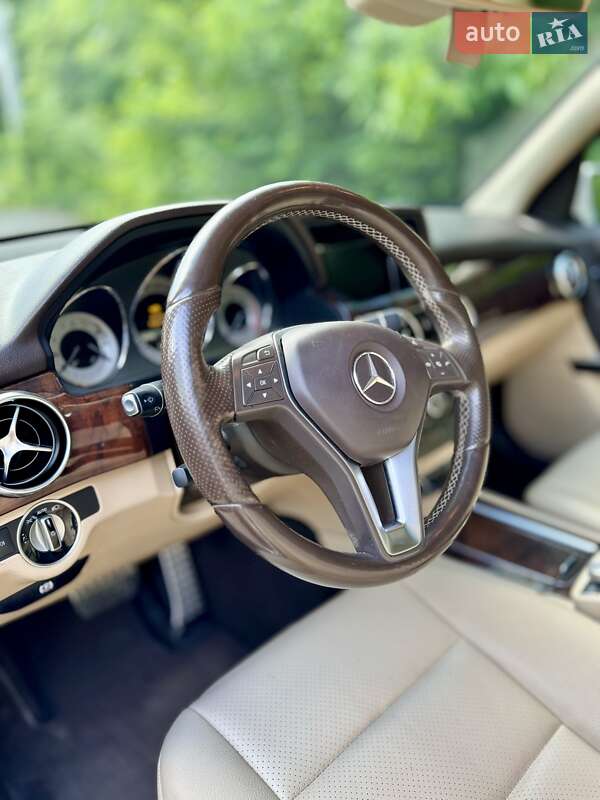 Внедорожник / Кроссовер Mercedes-Benz GLK-Class 2014 в Калуше