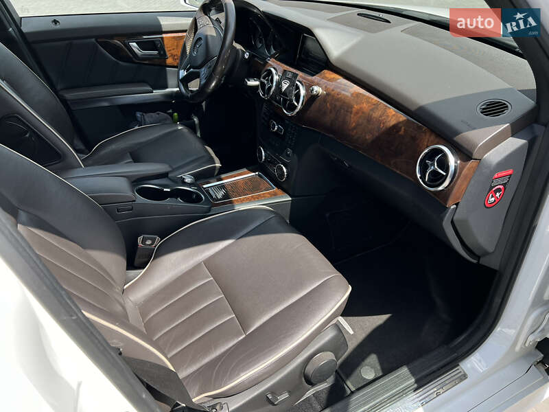Позашляховик / Кросовер Mercedes-Benz GLK-Class 2012 в Кременчуці