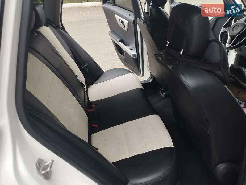 Внедорожник / Кроссовер Mercedes-Benz GLK-Class 2014 в Рени фото 4 Внедорожник / Кроссовер Mercedes-Benz GLK-Class 2014 в Рени