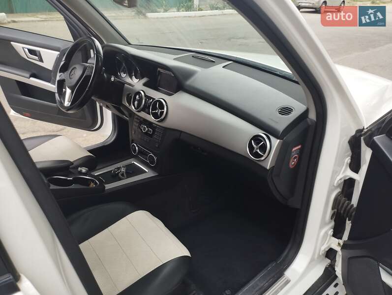 Внедорожник / Кроссовер Mercedes-Benz GLK-Class 2014 в Рени фото 13 Внедорожник / Кроссовер Mercedes-Benz GLK-Class 2014 в Рени