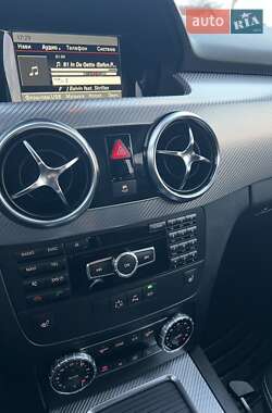 Позашляховик / Кросовер Mercedes-Benz GLK-Class 2013 в 