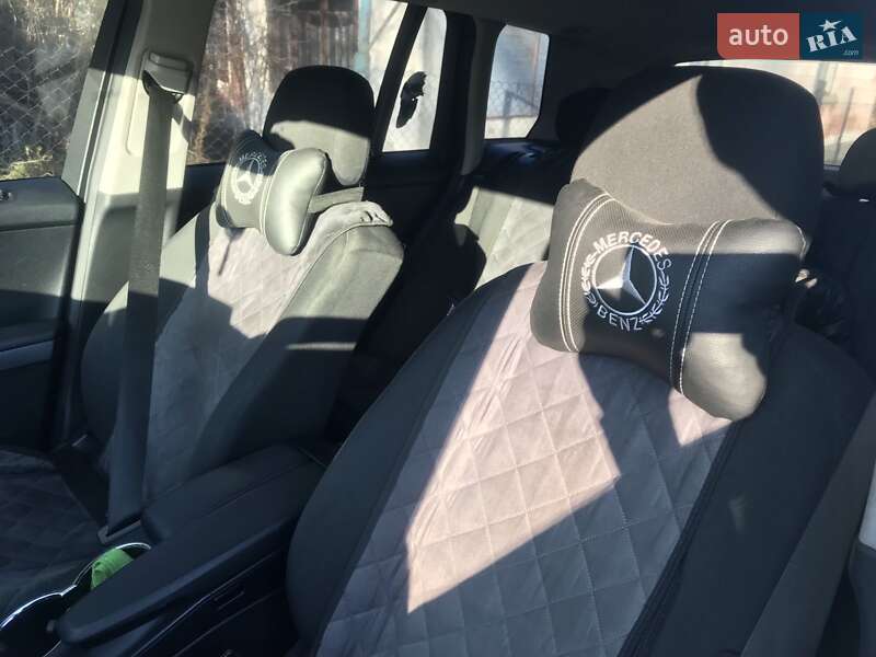 Внедорожник / Кроссовер Mercedes-Benz GLK-Class 2012 в Львове