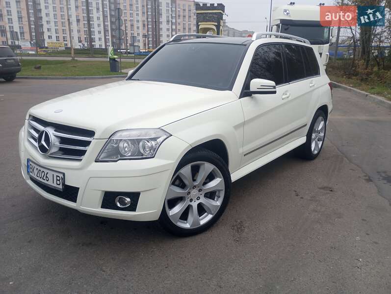 Позашляховик / Кросовер Mercedes-Benz GLK-Class 2010 в Рівному