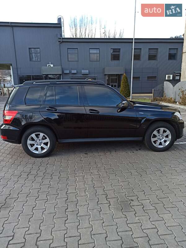Внедорожник / Кроссовер Mercedes-Benz GLK-Class 2012 в Киеве