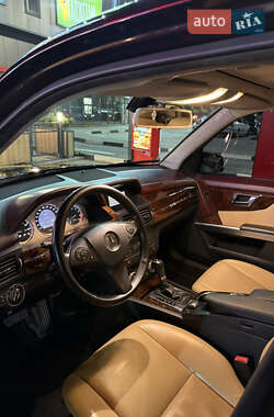 Mercedes-Benz GLK-Class 2012 Mercedes-Benz GLK-Class 2012