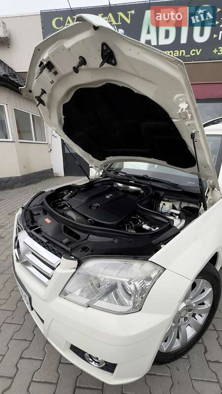 Позашляховик / Кросовер Mercedes-Benz GLK-Class 2011 в Чернівцях