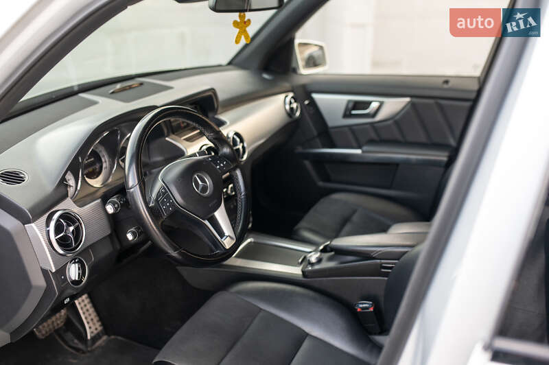 Внедорожник / Кроссовер Mercedes-Benz GLK-Class 2012 в Львове