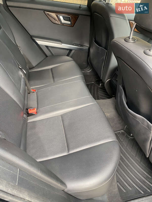 Позашляховик / Кросовер Mercedes-Benz GLK-Class 2014 в Житомирі