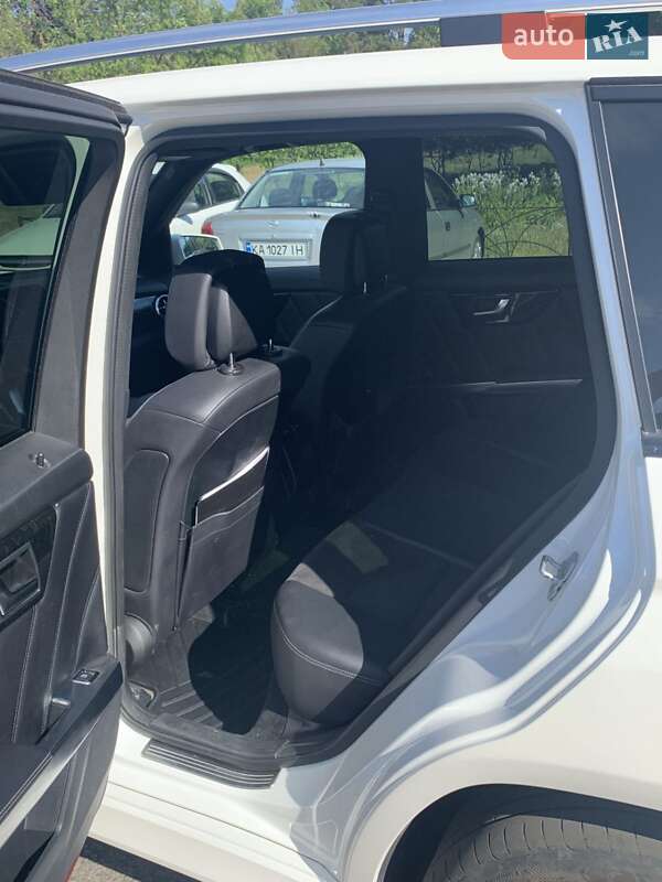 Внедорожник / Кроссовер Mercedes-Benz GLK-Class 2013 в Киеве