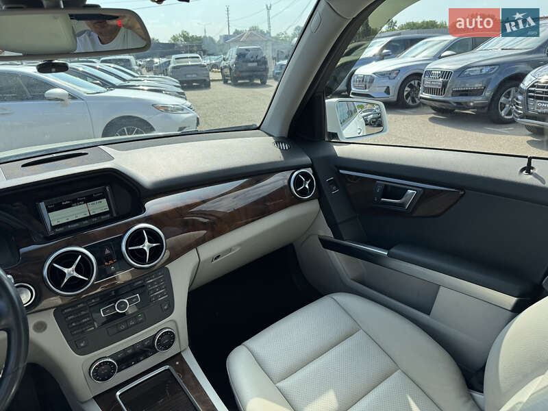 Позашляховик / Кросовер Mercedes-Benz GLK-Class 2014 в Києві