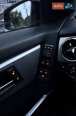 Mercedes-Benz GLK-Class 2012 Mercedes-Benz GLK-Class 2012
