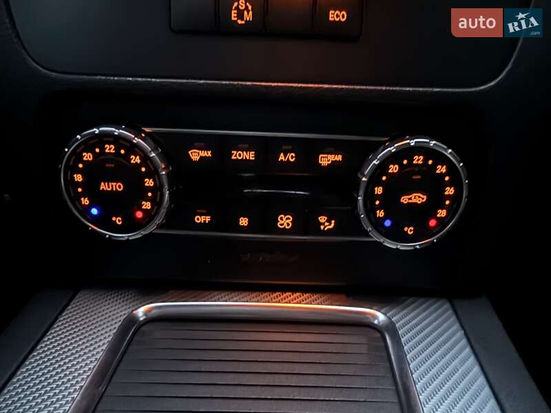 Внедорожник / Кроссовер Mercedes-Benz GLK-Class 2012 в Одессе