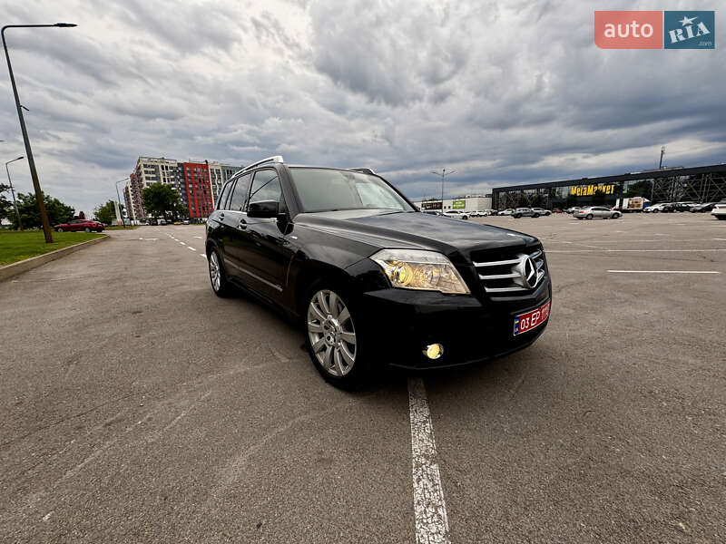 Позашляховик / Кросовер Mercedes-Benz GLK-Class 2011 в Києві