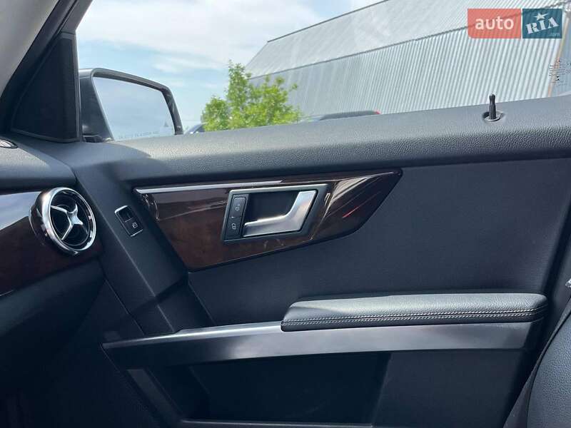 Позашляховик / Кросовер Mercedes-Benz GLK-Class 2014 в Львові