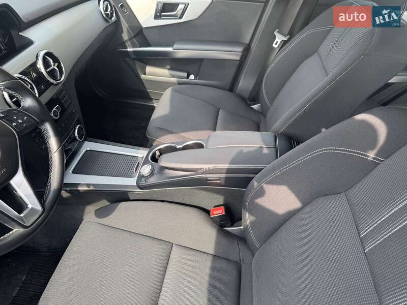 Позашляховик / Кросовер Mercedes-Benz GLK-Class 2014 в Києві