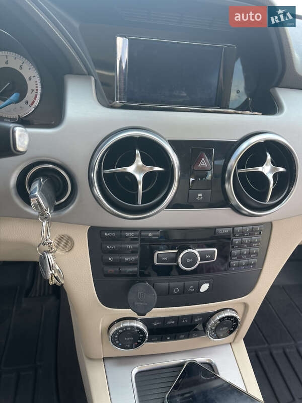 Внедорожник / Кроссовер Mercedes-Benz GLK-Class 2014 в Львове