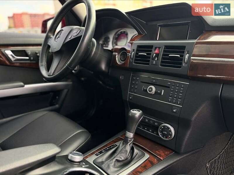 Внедорожник / Кроссовер Mercedes-Benz GLK-Class 2010 в Запорожье