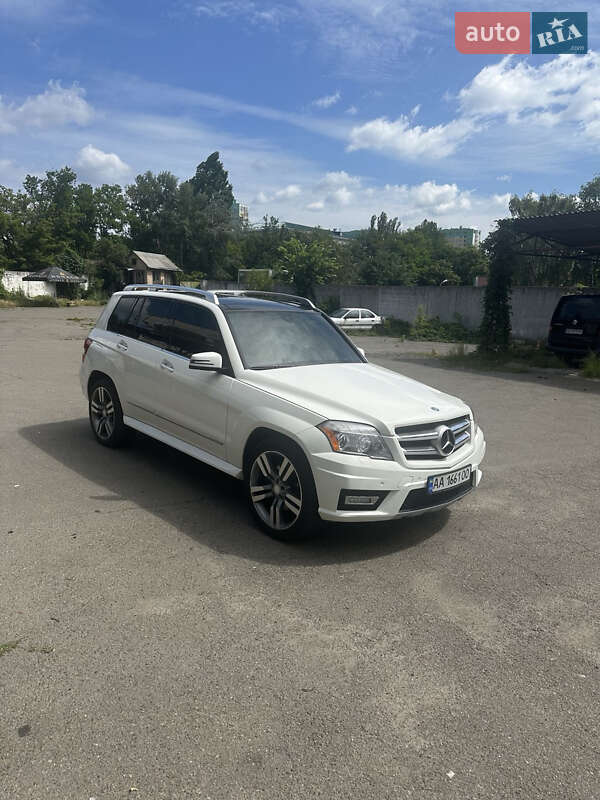 Позашляховик / Кросовер Mercedes-Benz GLK-Class 2010 в Києві