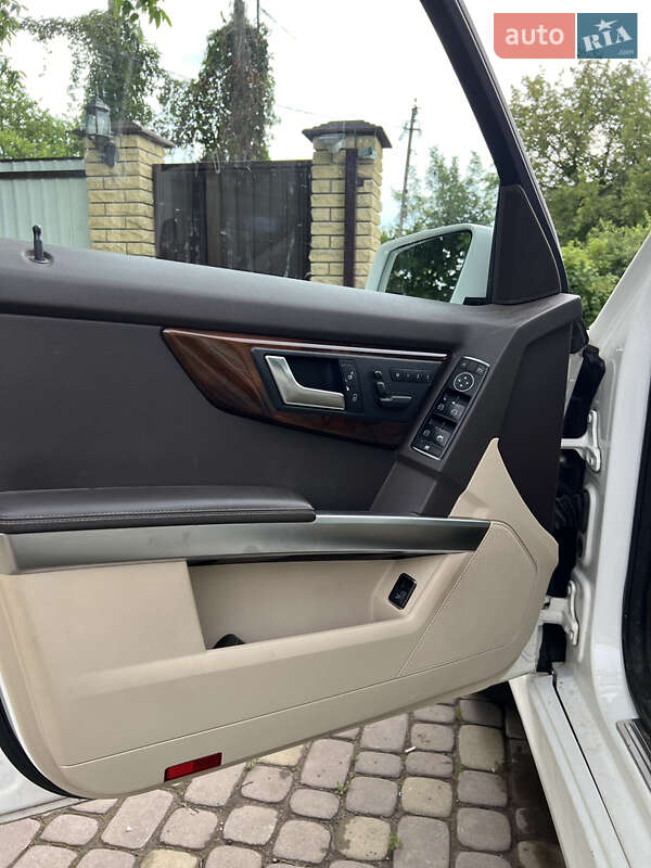 Внедорожник / Кроссовер Mercedes-Benz GLK-Class 2013 в Виннице фото 10 Внедорожник / Кроссовер Mercedes-Benz GLK-Class 2013 в Виннице