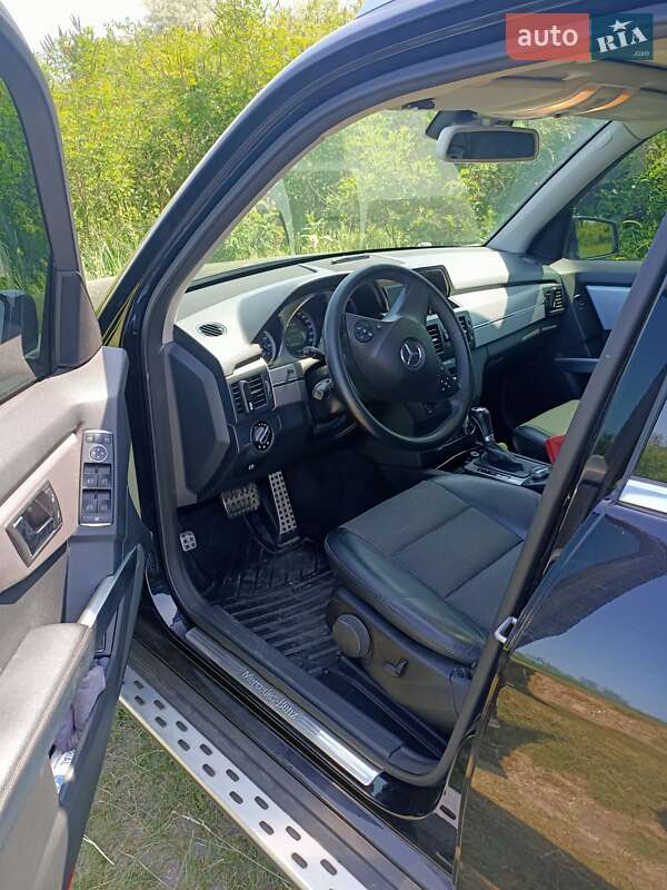 Внедорожник / Кроссовер Mercedes-Benz GLK-Class 2008 в Каменском фото 5 Внедорожник / Кроссовер Mercedes-Benz GLK-Class 2008 в Каменском