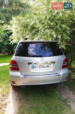 Позашляховик / Кросовер Mercedes-Benz GLK-Class 2010 в 