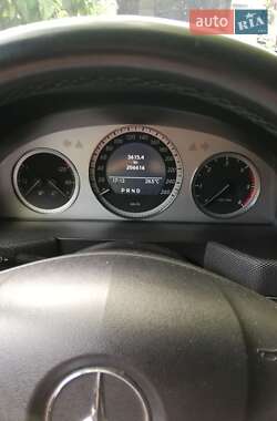 Позашляховик / Кросовер Mercedes-Benz GLK-Class 2010 в 