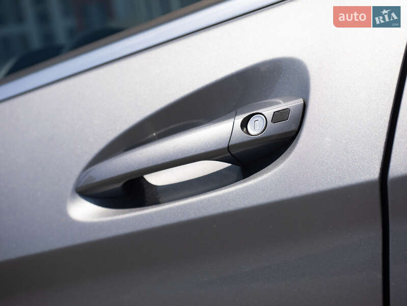 Позашляховик / Кросовер Mercedes-Benz GLK-Class 2011 в Києві фото 28 Позашляховик / Кросовер Mercedes-Benz GLK-Class 2011 в Києві